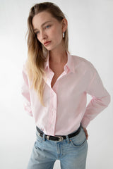 CLASSIC BUTTON UP SHIRT