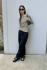 LONG SLEEVE TOP WITH ABSTRACT STITCHING