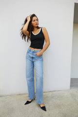 CONTRAST SCOOP NECK TANK