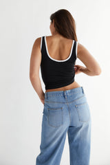 CONTRAST SCOOP NECK TANK
